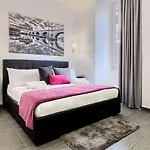 Guest house 91-s. Peter 4*